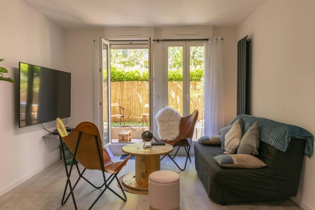 Superbe Appart Plein Centre Avec Parking & Jardin 梅斯 外观 照片