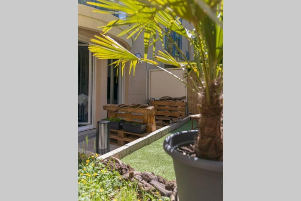 Superbe Appart Plein Centre Avec Parking & Jardin 梅斯 外观 照片